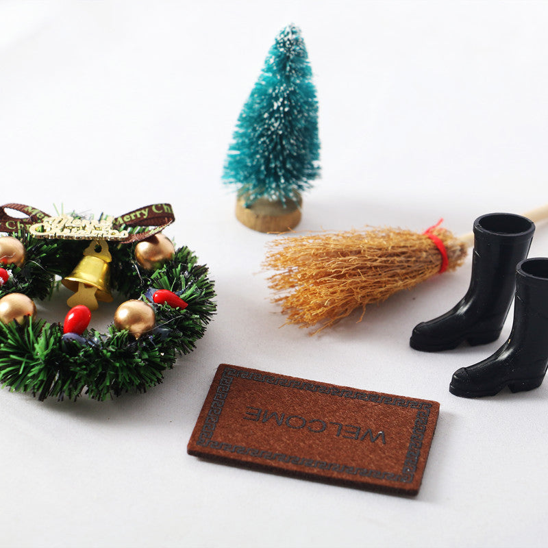 Wholesale Dollhouse1:12 doll mini house gate Christmas decoration suit model bjd holiday decoration accessories